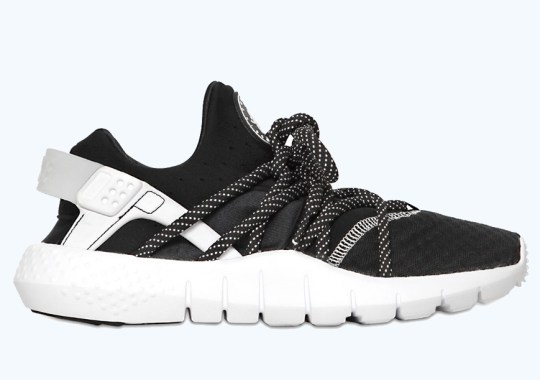 nike huarache free run black white 1