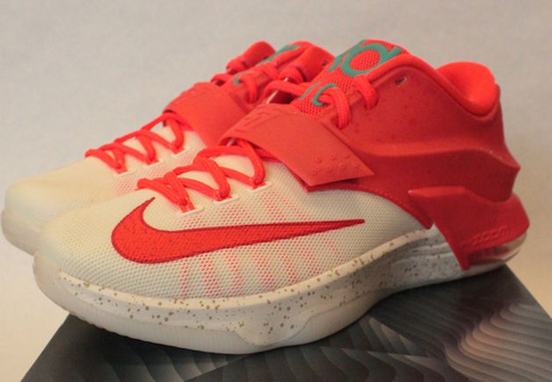 Nike KD 7 “Christmas”