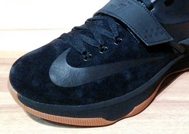 Nike KD 7 EXT "Black Suede" - Release Date