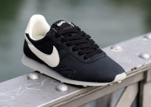 Nike Women's Pre Montreal Racer - Black - Sail - Grey Mist ...