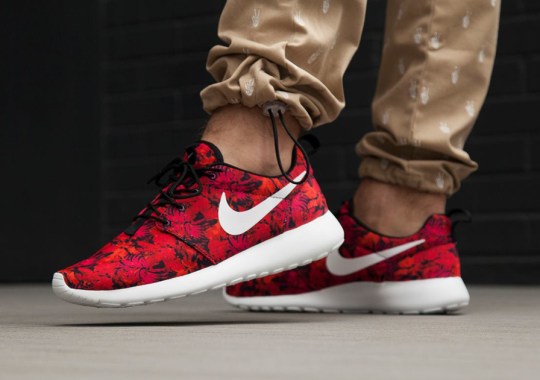 Nike Roshe Run GPX “Red Floral”