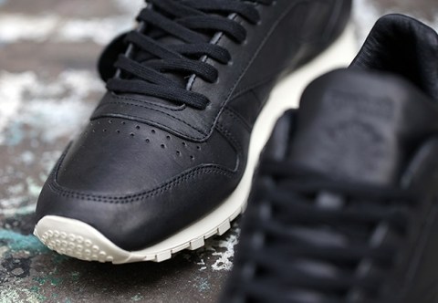 Horween x Reebok Classic Leather Lux - Black - SneakerNews.com