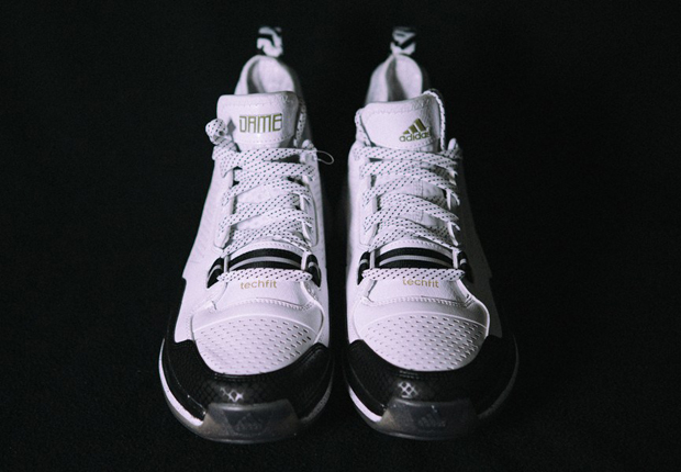 Bro speayed them on💀 #shoes #adidas #jordan #original #sneaker #newb, Flint Lockwood