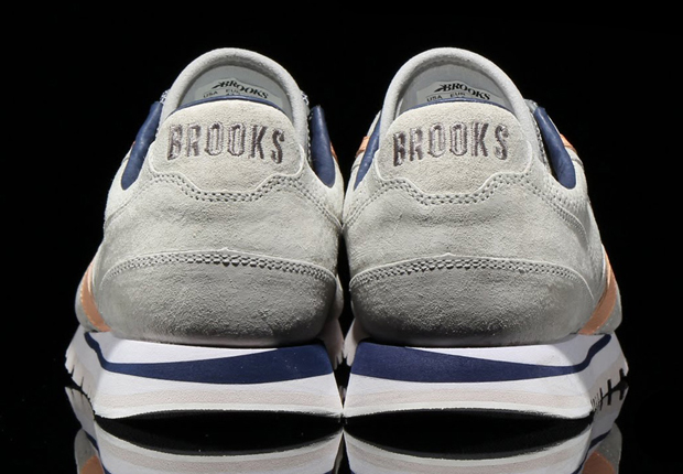 Atmos mach Brooks Chariot 5