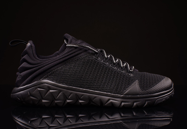 Jordan Flight Flex Trainer “Blackout”