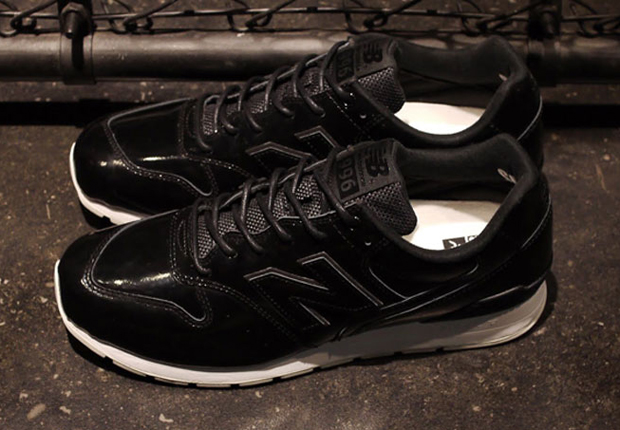 Mucho cruzar empeñar New Balance 996 "Patent Leather" - SneakerNews.com
