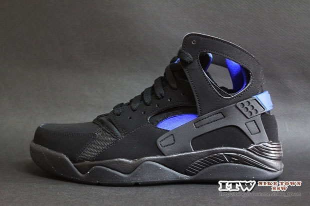 These are for the OGs! LOW KEY LIMITED & They Sold Out! Nike Air Flight  Huarache OG in hand review! 
