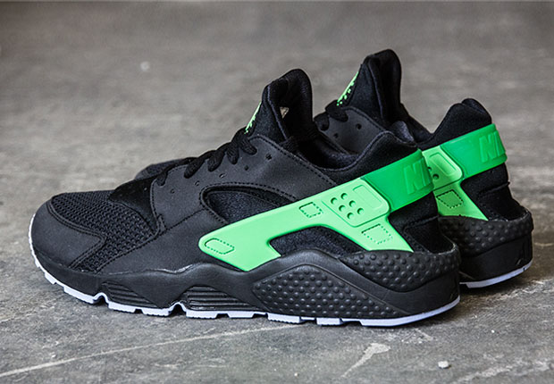 Two Upcoming Nike Air Huarache Colorways for Spring 2015