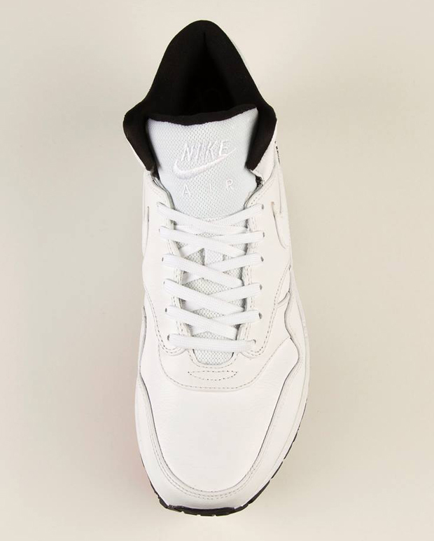 Nike Air Max 1 Mid White Black 1