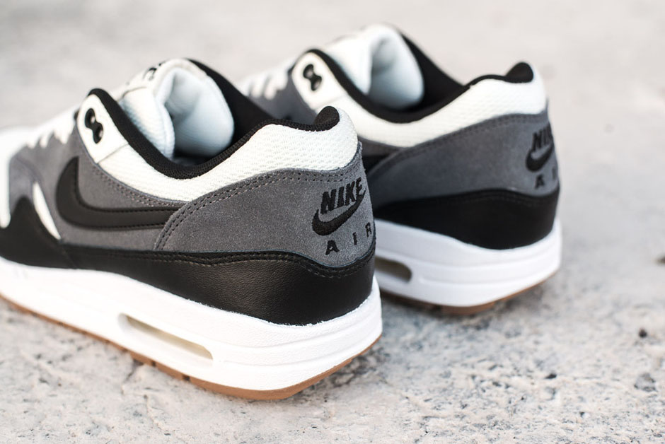 Nike Air Max 1 Sail Black Dark Grey 06