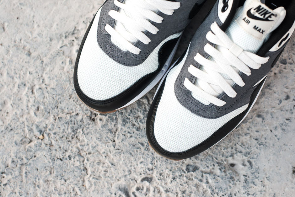 Nike Air Max 1 Sail Black Dark Grey 07