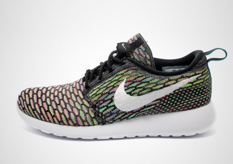 Nike Womens Roshe Run Flyknit “Multi-Color”