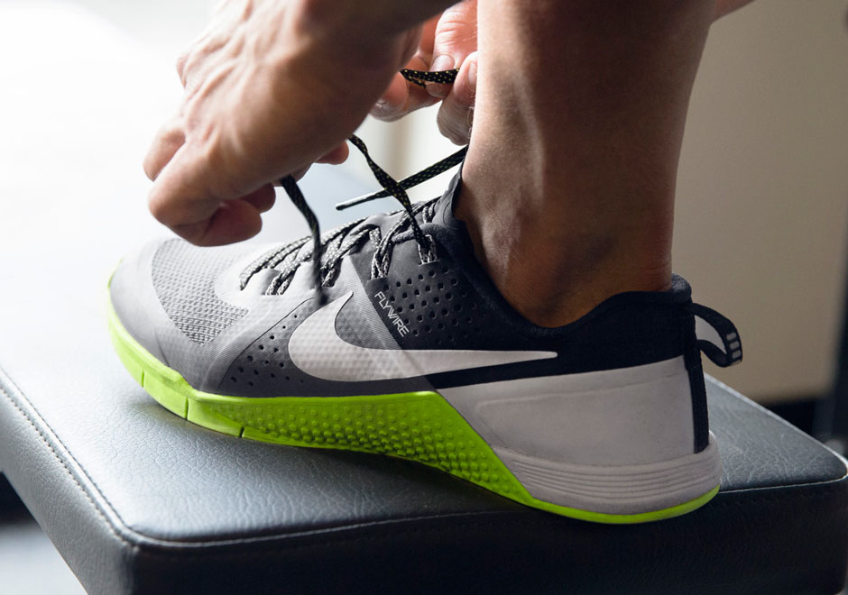Nike Introduces Metcon 1 02