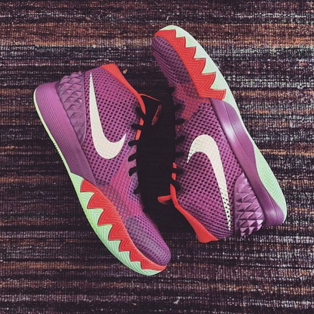 Nike Kyrie 1 Maroon Red White 02