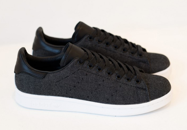 stan smith black jeans