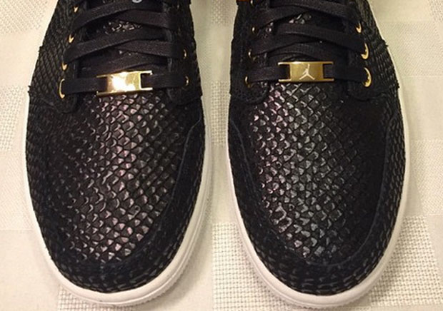 The Air Jordan 1 Pinnacle Features Actual 24k Gold - SneakerNews.com