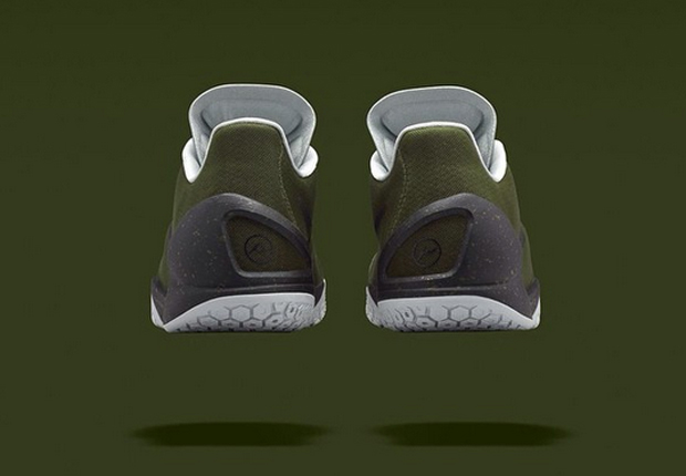Fragment Nike Hyperchase 1