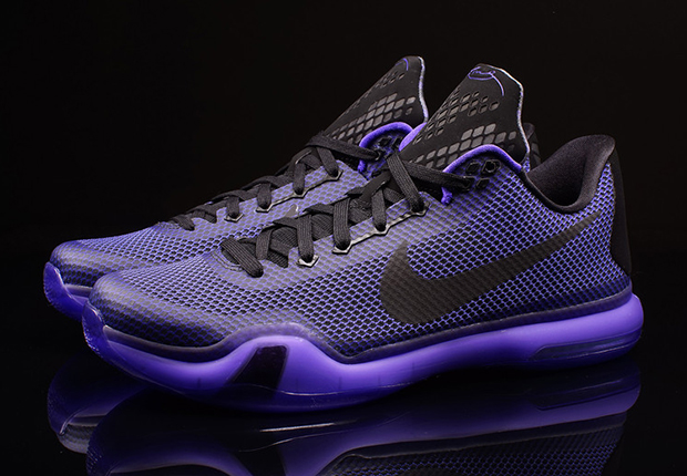 David Lee defends in the Nike Zoom Hyperfuse 2014 “Blackout” – Release Reminder
