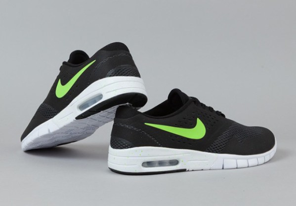koston max black