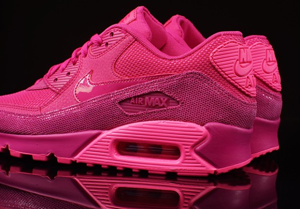 Nike Womens Air Max 90 Premium 