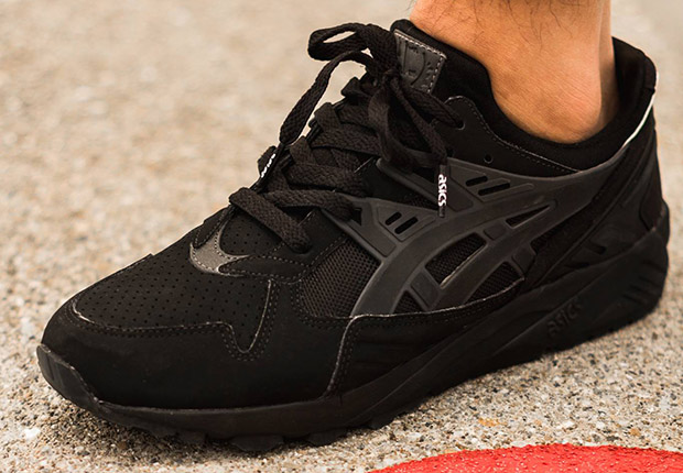 Asics Gel Kayano Blackout 2