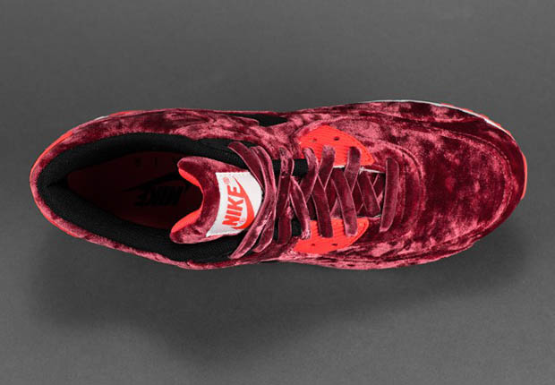 Nike Air Max 90 Infrared Velvet Releasing In Europe 3
