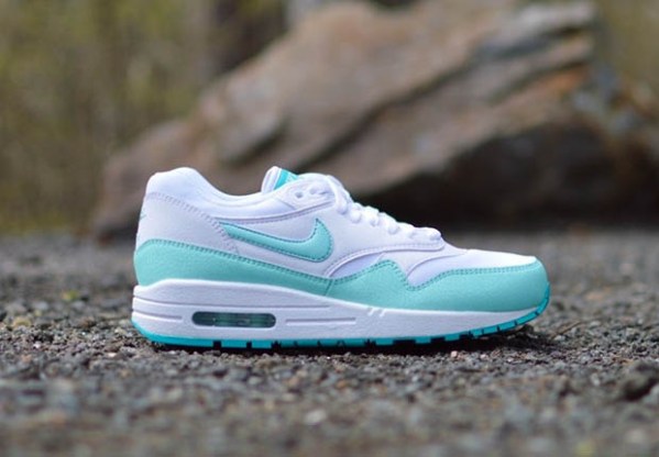 Nike Women's Air Max 1 