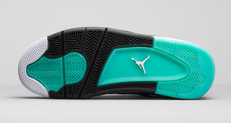 More Images of the Union LA x Air Jordan 1 KO Low Retro Teal Official Images 07