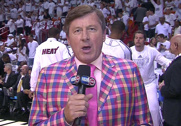 Nike Made Special Footwear for Craig Sager, Whose Feet Swelled During Cancer Treatment