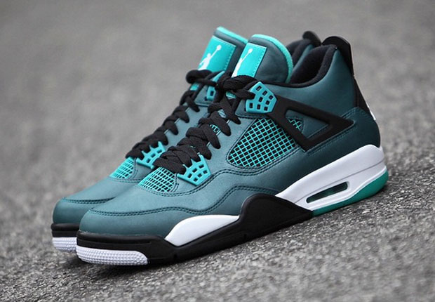 retro 4 teal