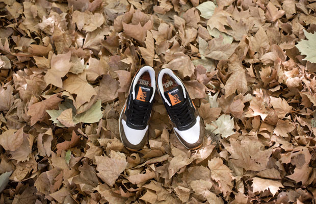 Hal Reebok Classic Autumn Leaves 3