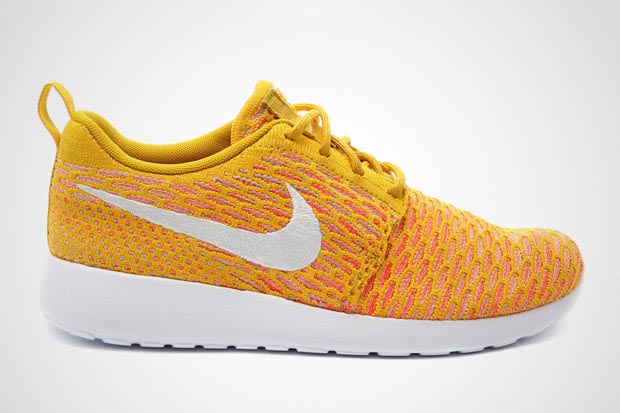 Even More Colorways of the Nike Flyknit Roshe Run Are Releasing