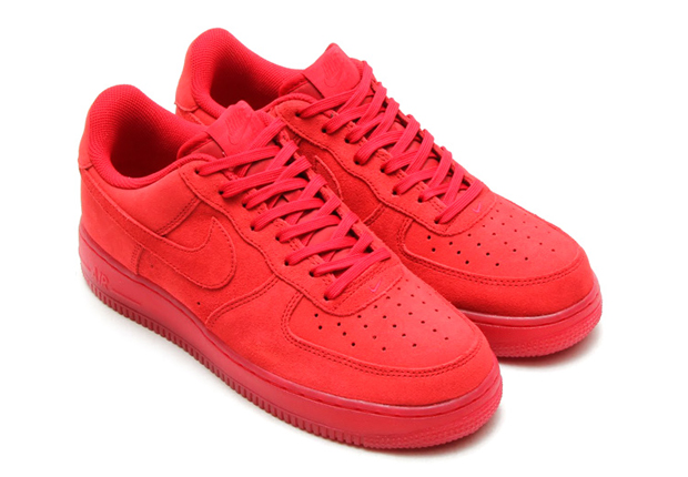 Nike Continues The AllRed Themes With The Women's Air Force 1