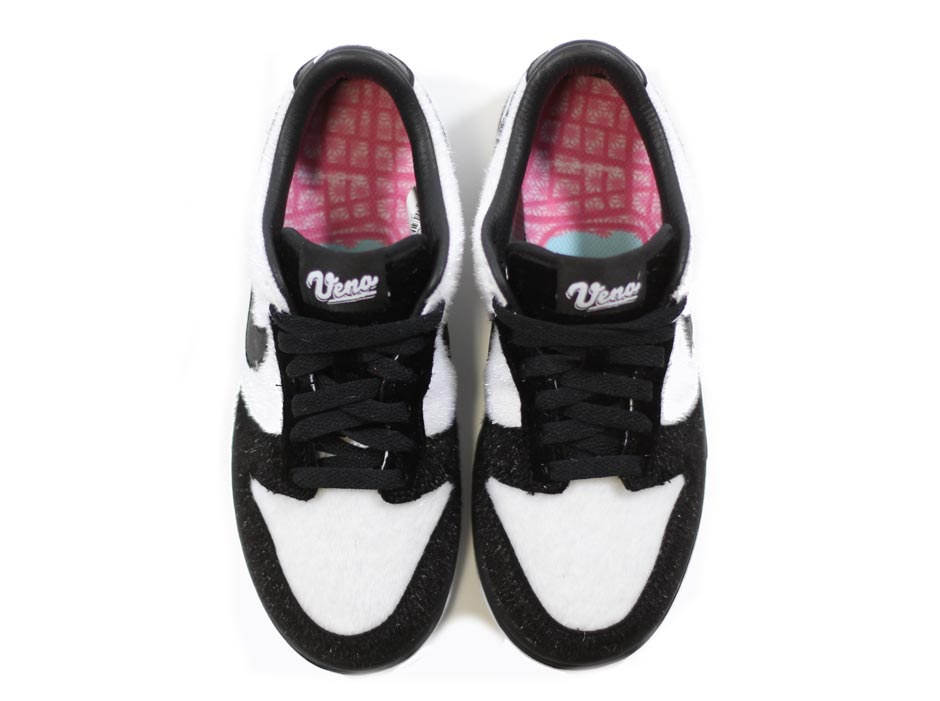 Nike Dunk Low GS "Panda" - Release Date - SneakerNews.com