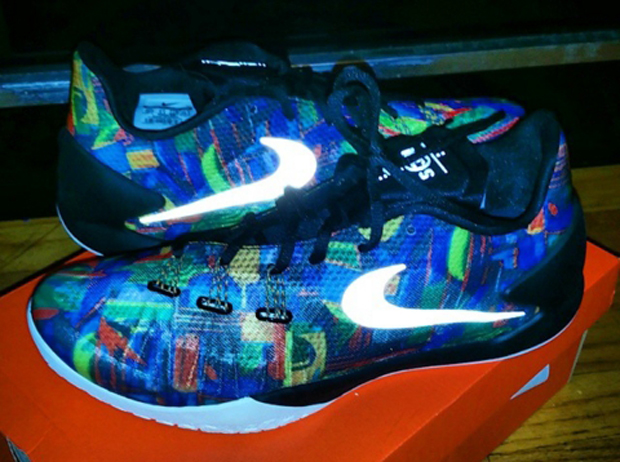 nike Low hyperchase multi color 2