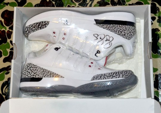 An Autographed Pair of Roger Federer’s First Collaboration With Jordan Brand
