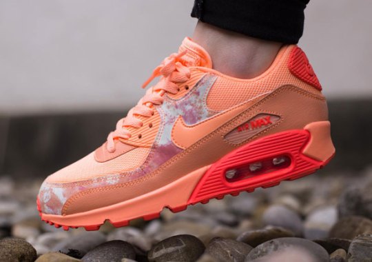 Here’s A Third Colorway of the Nike Air Max 90 “Air Brush” Pack