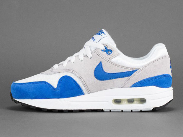 The Nike Air Max 1 '86 “Obsidian” revives the original colorway