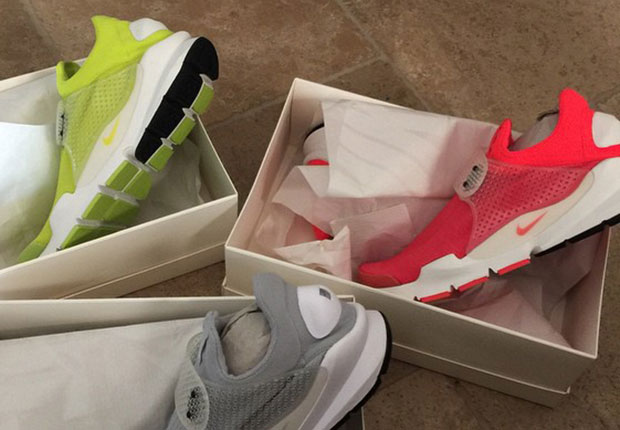"Volt", "Infrared" and "Cool Grey" Colorways of the Nike Sock Dart Are Coming