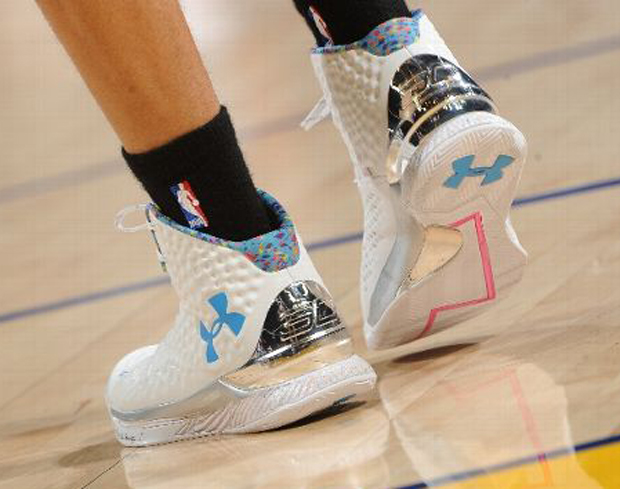 NBA Feet: Steph Curry Wears UA Curry One 