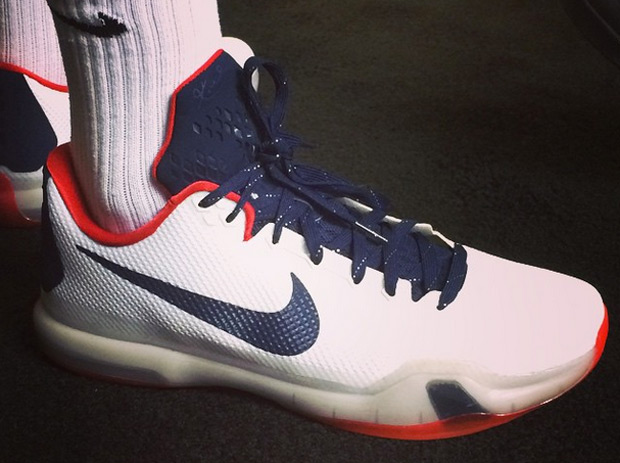 Nike Kobe 10 "UCONN" PE Arrives Just In Time For March Madness