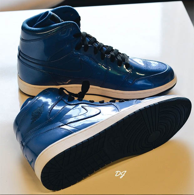 Air Jordan 1 Patent Leather Blue Sample 3