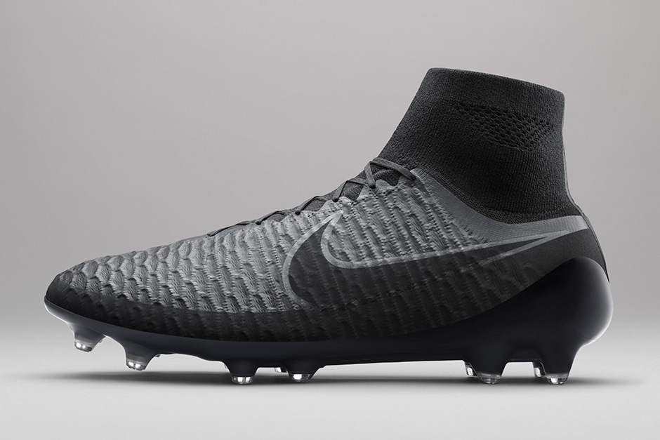 All Black Everything Worlds Best Nike Football 02