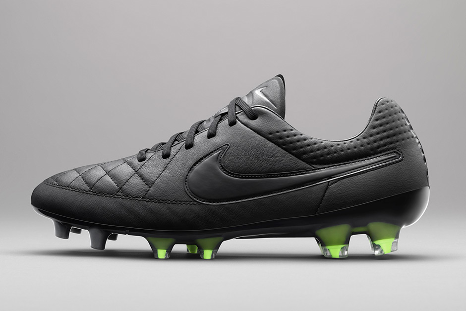 All Black Everything Worlds Best Nike Football 06