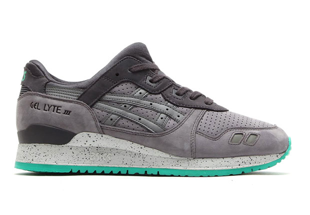 Here's A At One Of Asics' GR Releases Of The Year - SneakerNews.com