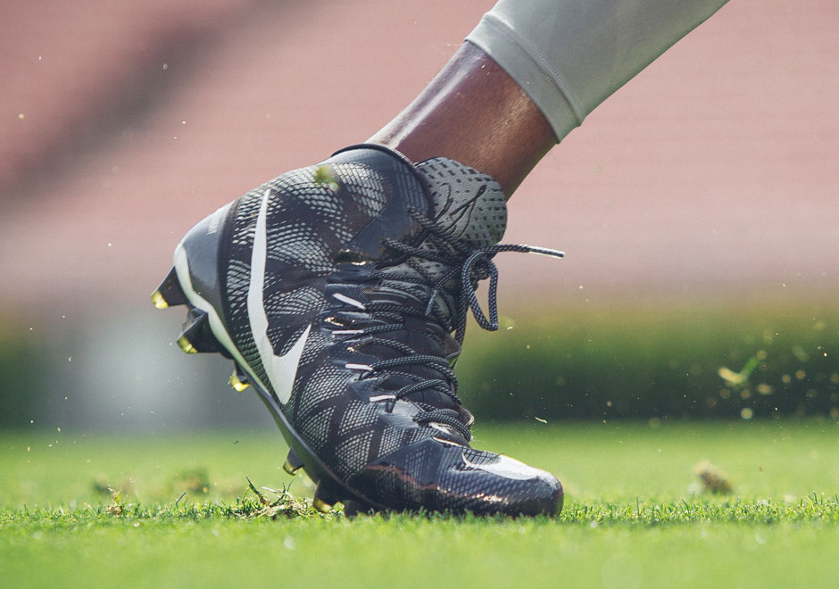 Calvin Johnson's New Signature Nike Cleats
