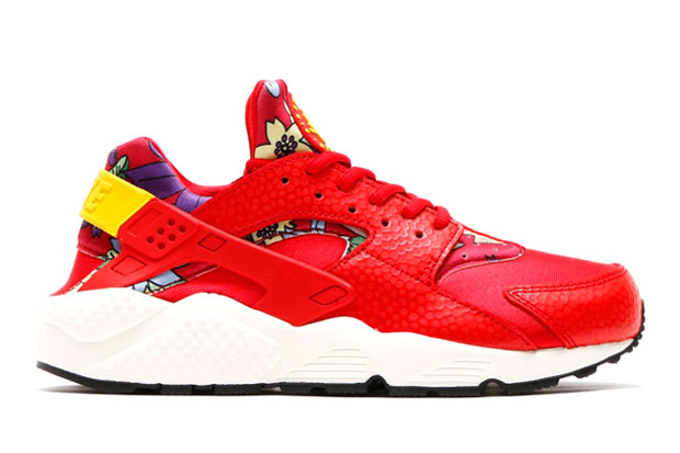 floral-huaraches-arriving-spring-08