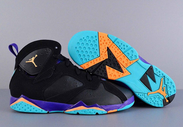 Lola Bunny Jordan 7 Shoes 5