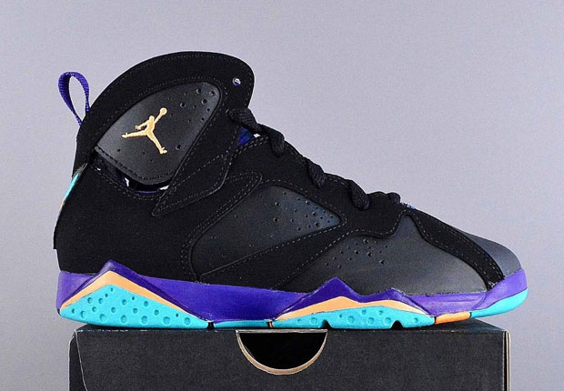 Lola Bunny Jordan 7 Shoes 6