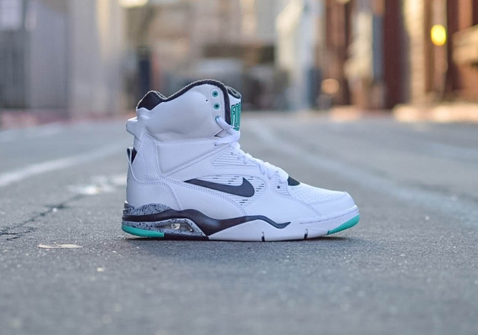 Nike air command force basketball outlet shoes